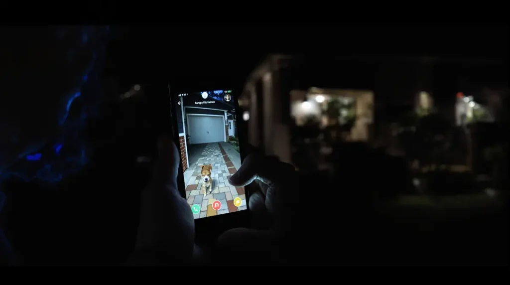 Des milliers de caméras de surveillance connectées à Amazon ? La nouvelle fonction de Ring fait polémique